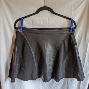 Jessica Simpson black mini skirt